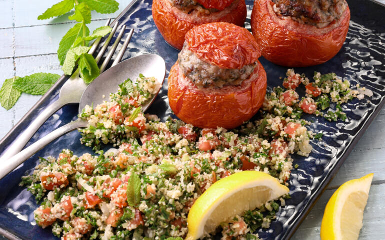 Tomates farcies et taboulé libanais